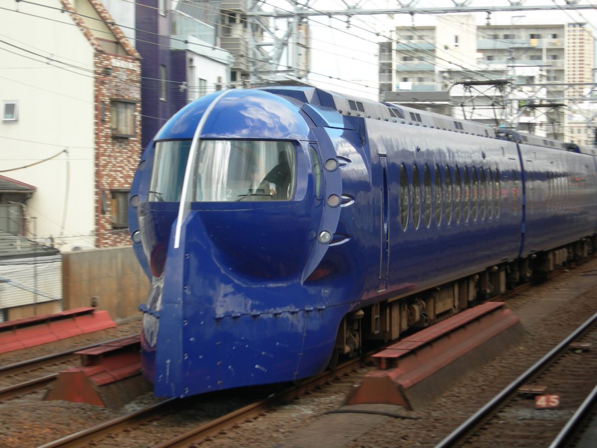 The blue Nankai Rapi:t airport express train